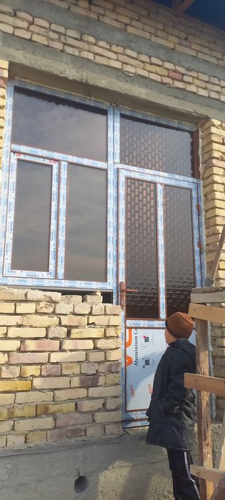 700мингдан ешик ва дерезалар