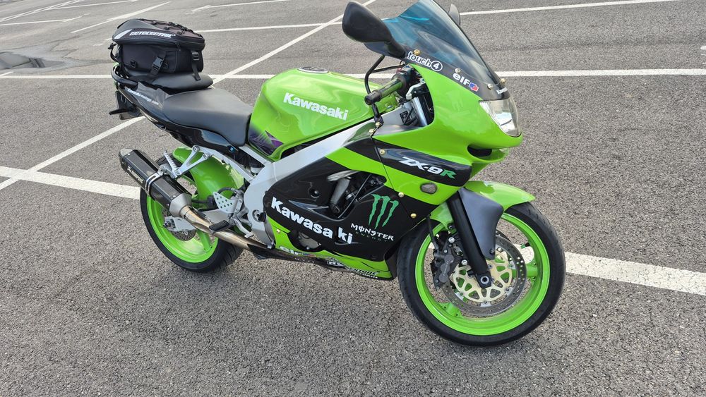 Vând Kawasaki ZX-9R 1999