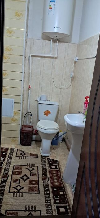 Продаётся  новый 2-комнатная квартира 4-этаже  ор-р Нурафшон ресторан