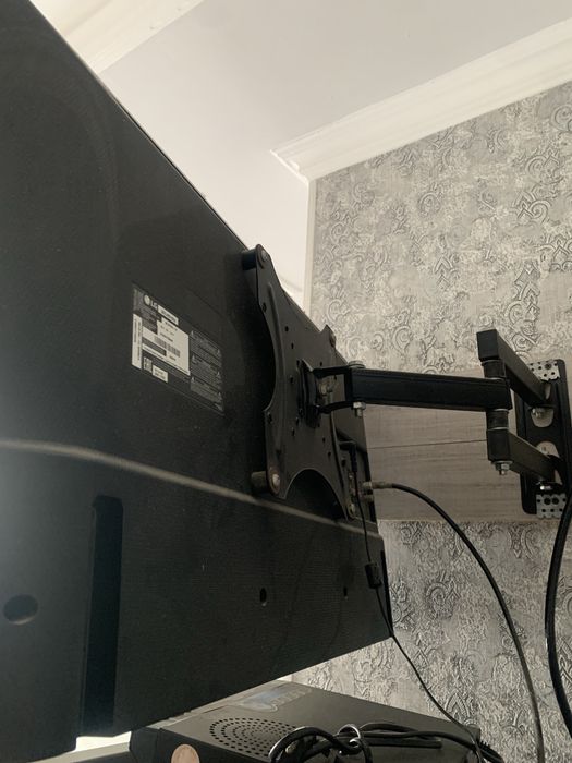 LG televizor 32 tali