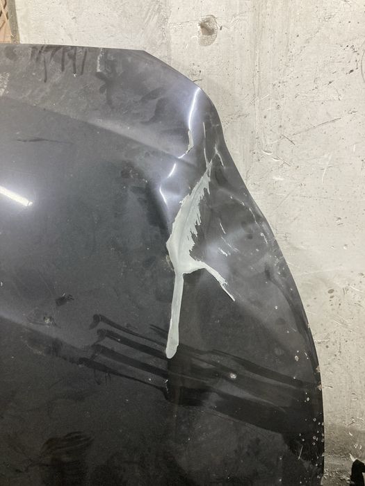 Капот на Passat cc