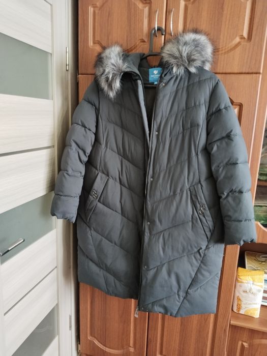 Продам женское пальто, зима