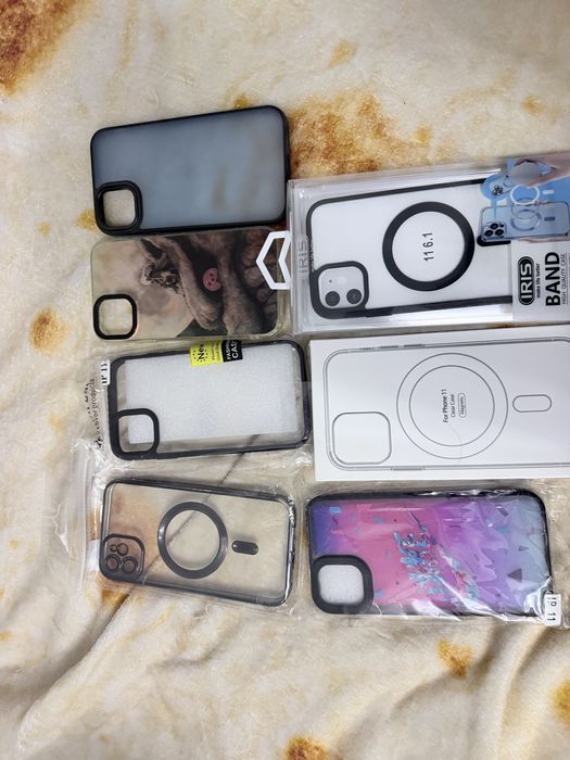 Чехлы на iphone 11