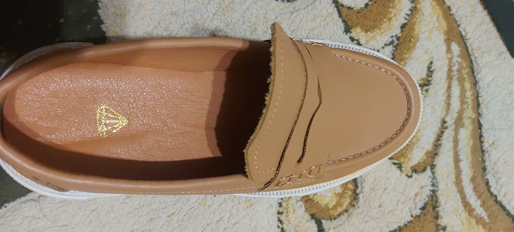 Продам Лоферы кожа