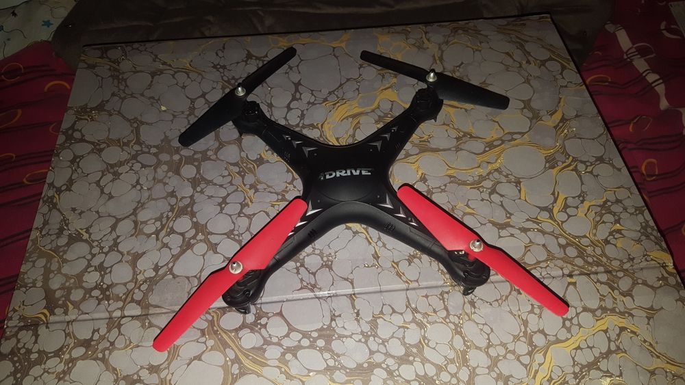 Drona idrive fara telecomanda