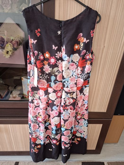 Дамска рокля размер L