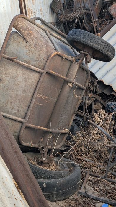 Телега ,арба лёгкая но большая