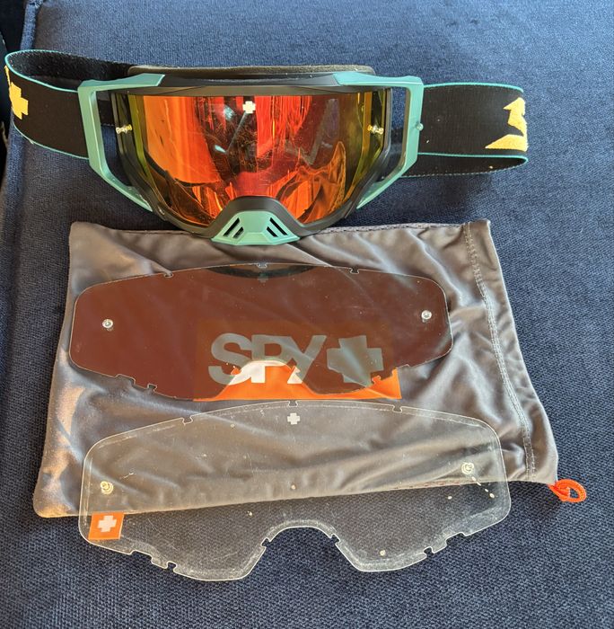 Мото каска Fox V3 Motif, размер М