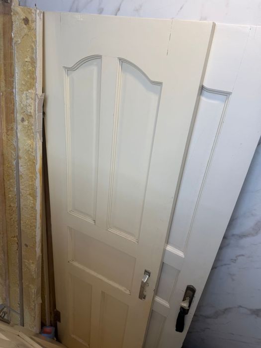 Продам деревянные двери