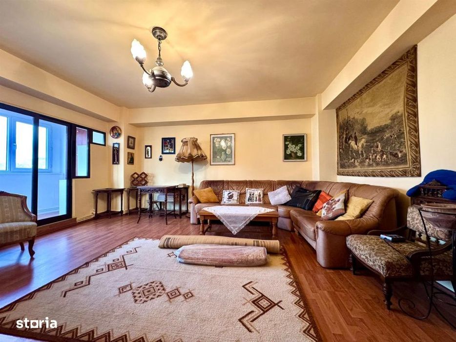 Apartament cu 4 camere - Calea Manastur