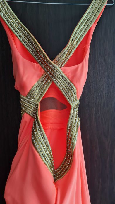 Официална  рокля