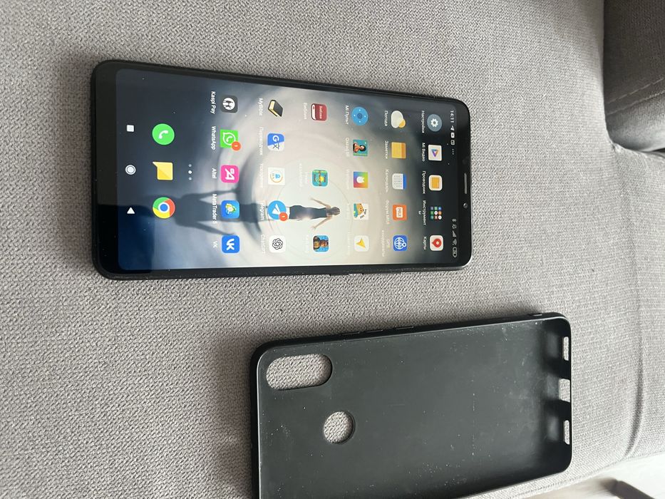 Mi max 3  64 гигабайт