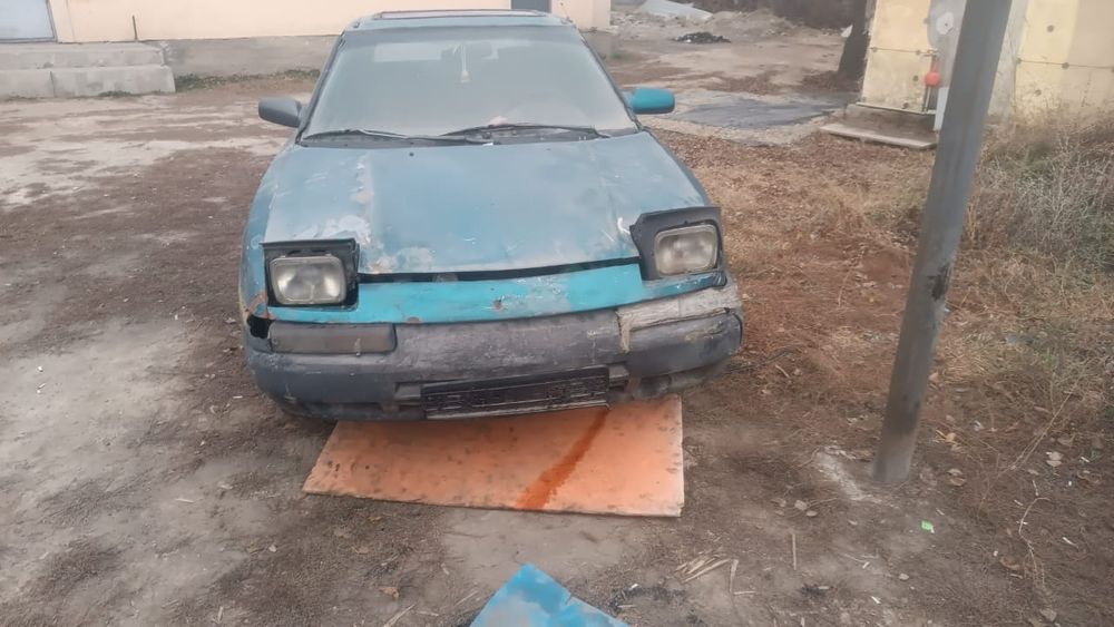 Мазда 323 слепой,