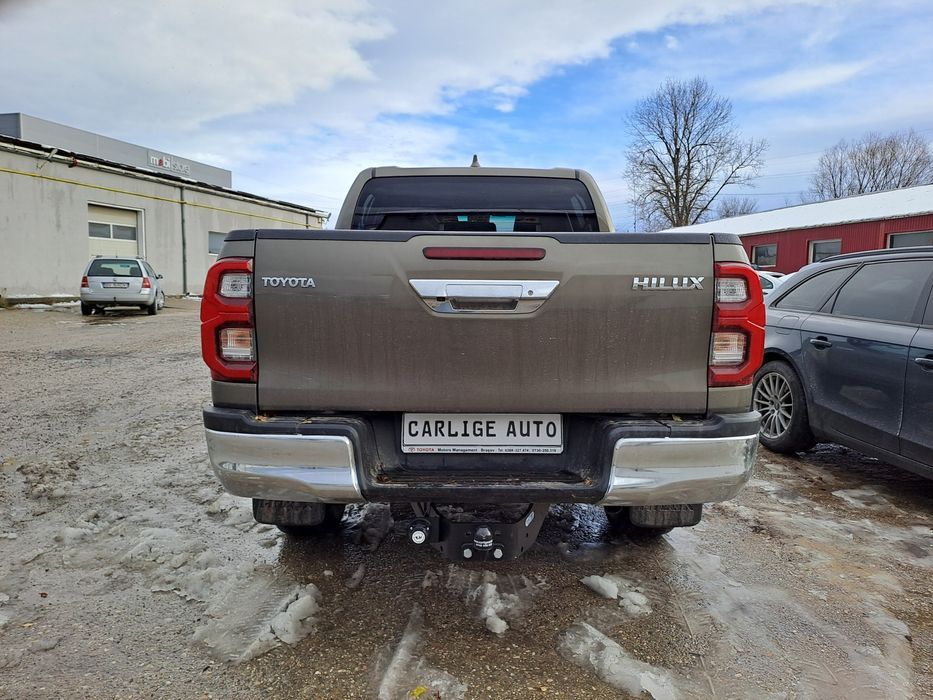 Carlig remorcare Toyota Hilux - Revo  4WD - 2025
