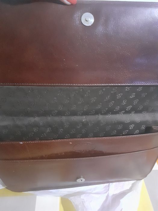 Продам кожаную папку