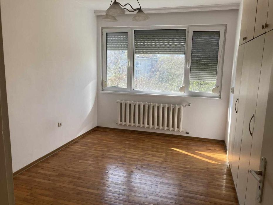 Дава се под наем Двустаен апартамент в Пловдив, Гагарин - 65 кв.м за 300 € - Снимка #3