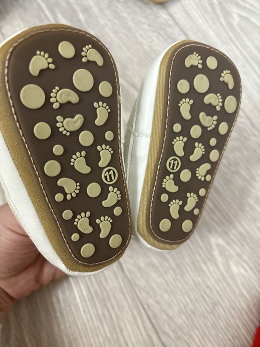 Продам новые пинетки