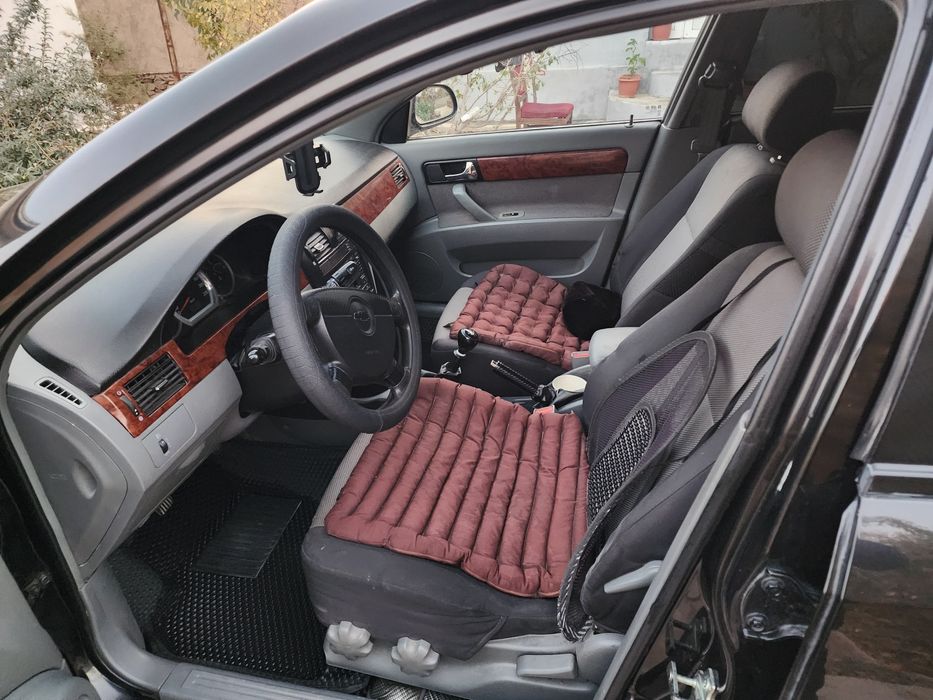 Lasetti 2010 dekabr. Edial holatda metan 100