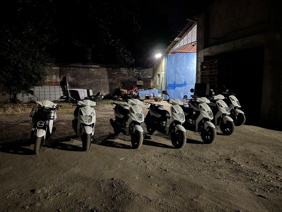 Inchiriez scutere 50cc Craiova- ideale pentru livrari