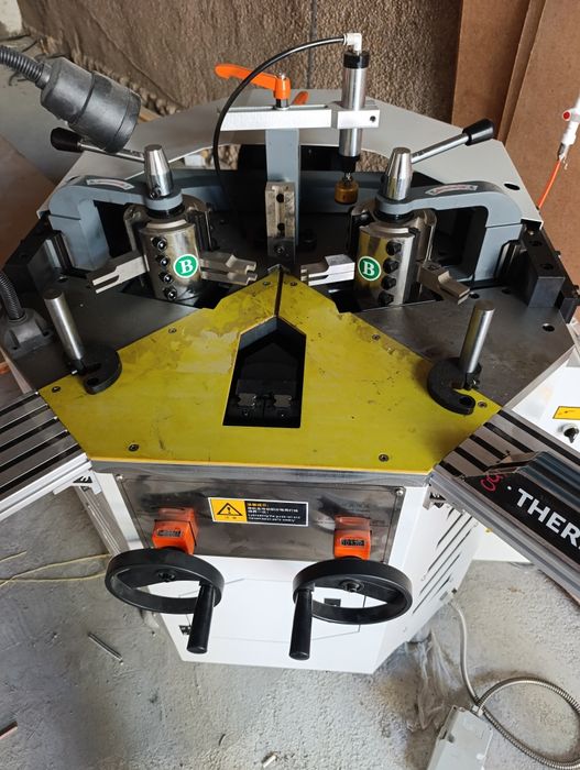 АКФА,ТЕРМО эшик ромлари