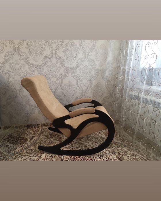 Продам кресло-качалку