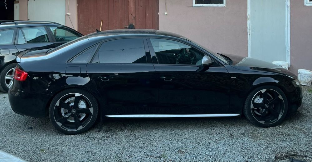 Audi a4 b8 2008.