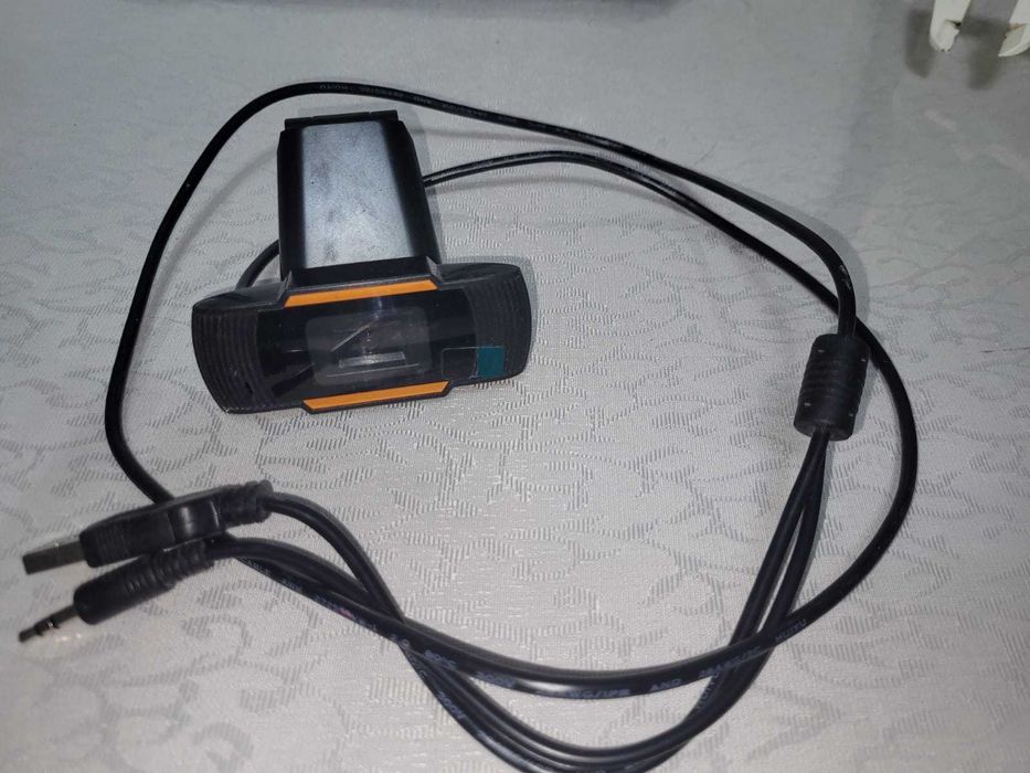 Веб камера с микрофоном