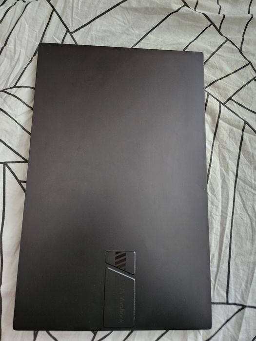 Asus Vivobook 15X OLED 120 Hz, i5, 16GB ram, 1 TB SSD, fullbox