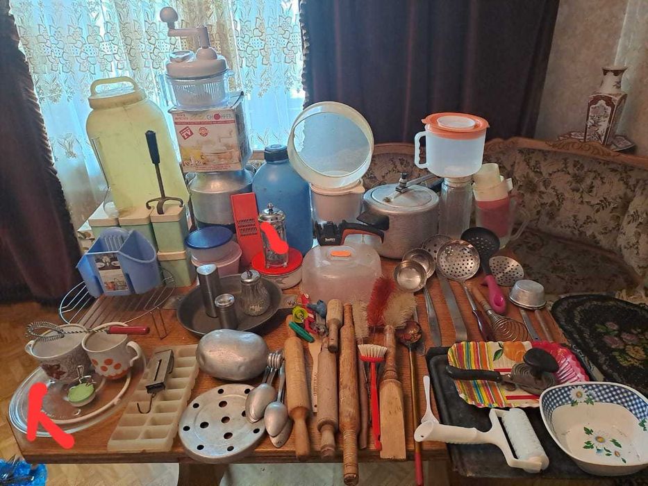 Кухонная утварь и посуда