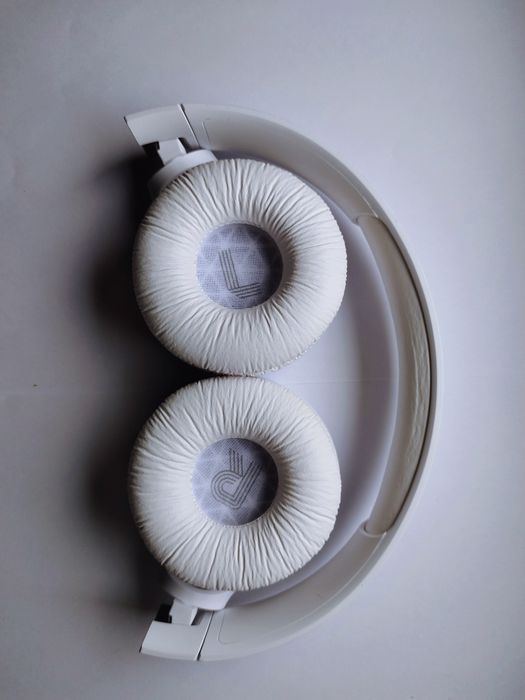 Полноразмерные наушники jbl