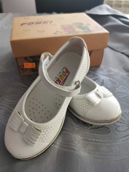 Детски   обувки                           .