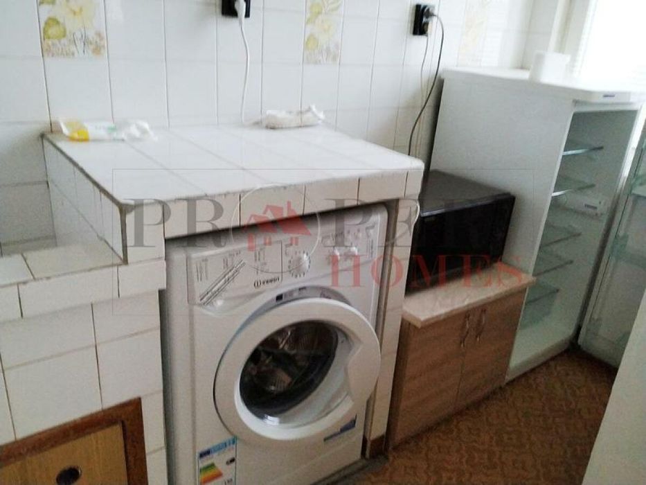 Дава се под наем Тристаен апартамент в Велико Търново, Колю Фичето - 80 кв.м за 306 € - Снимка #2