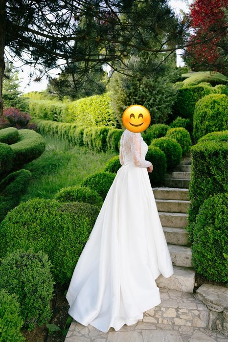 Vand rochie de mireasa