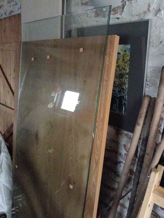 Закалени стъкла за баня