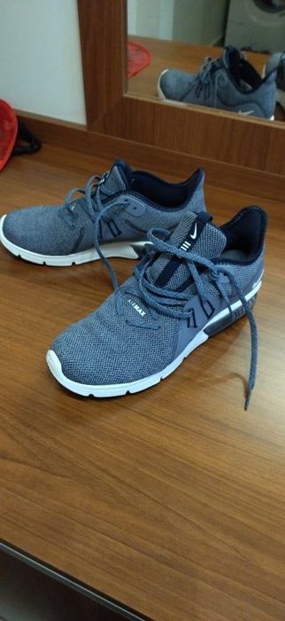 Нови маратонки NIKE