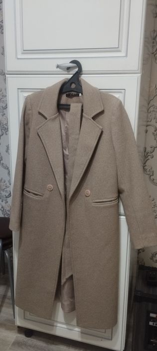 Срочно продам демисезонные куртки