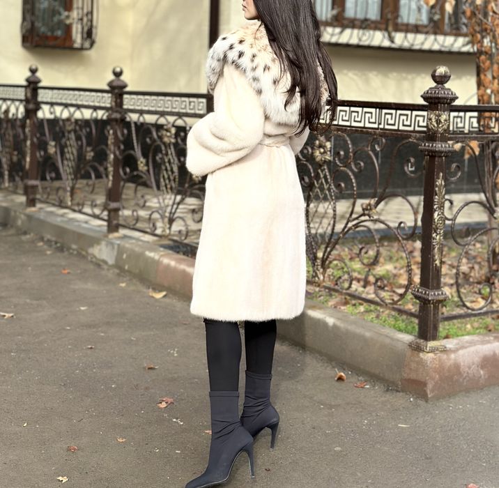 Шуба норка, капюшон рысь