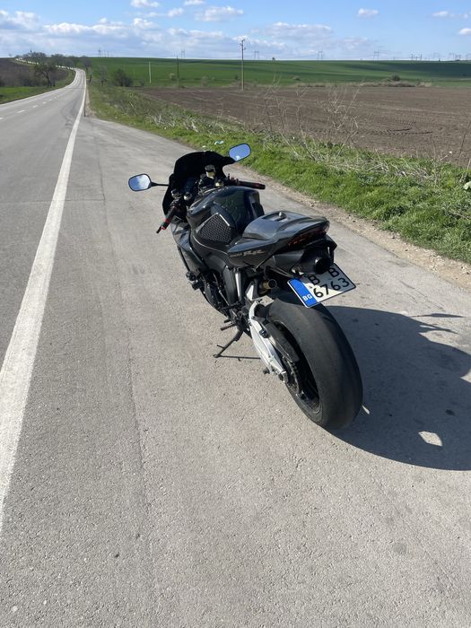 Honda 1000 RR 2007 година