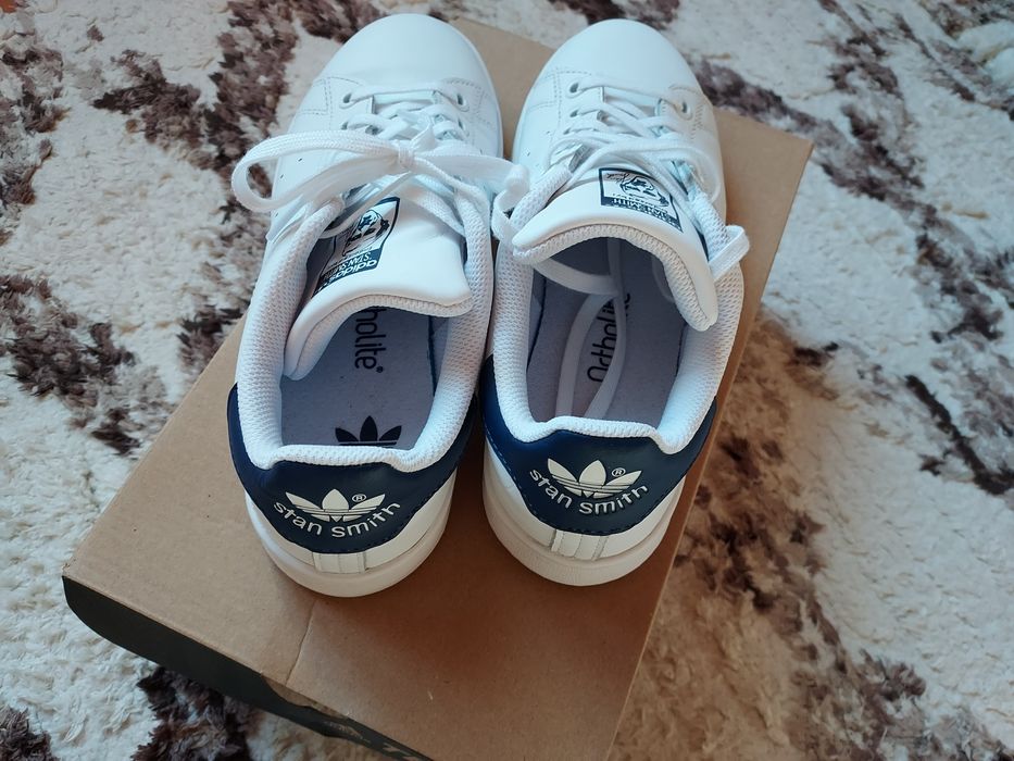 Обувки  Аdidas STAN SMITH