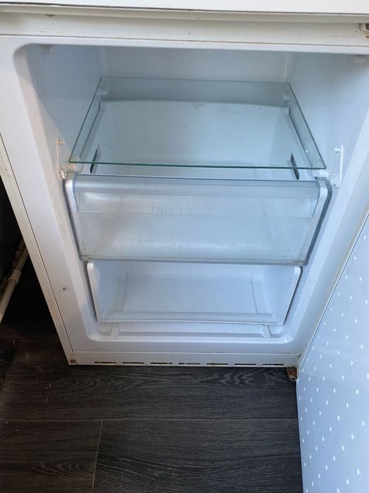 Холодильник двухкамерный «BOSCH»