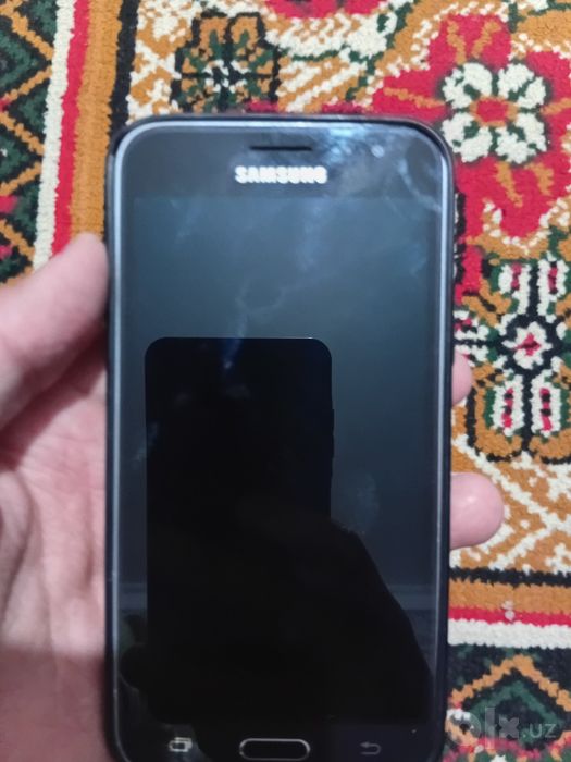 J2 telefoni karobka bor