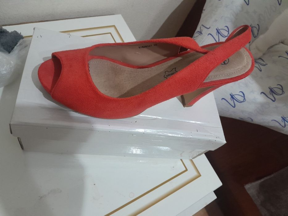 Продам туфли и сапоги