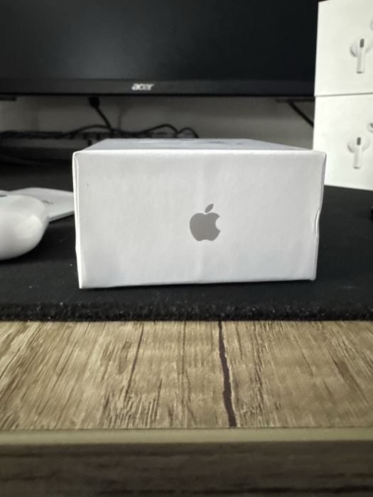 Vand AirPods Pro 3 Desigilat doar pt poze