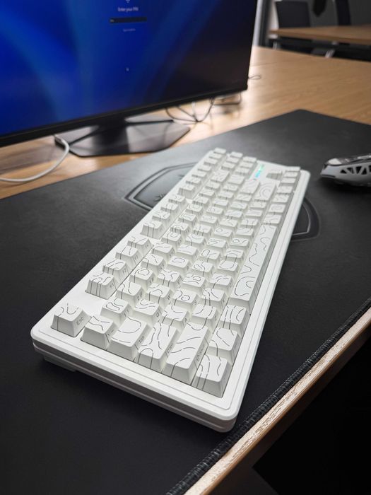 Gaming Kompyuter RTX 4060 Ti / Ryzen 7 5800X / 32GB / 2K Monitor