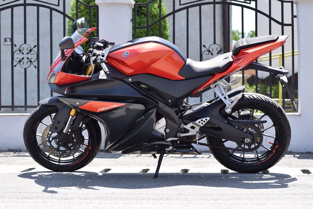 HONDA CB 125F 125R IMPECABILA Imp Germania! ( CBF 16 ani A1 CBR YZF )