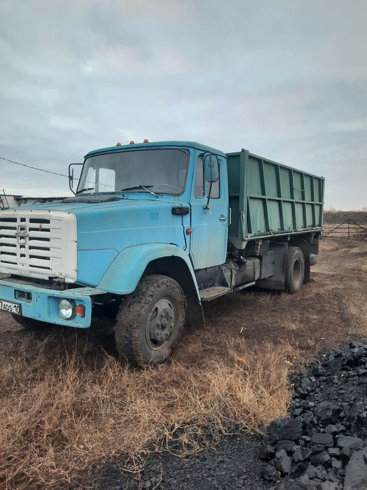 Продам зил самосвал.