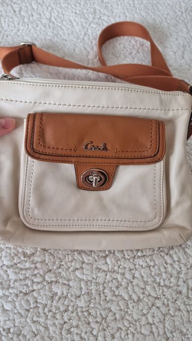Кожена чанта Coach