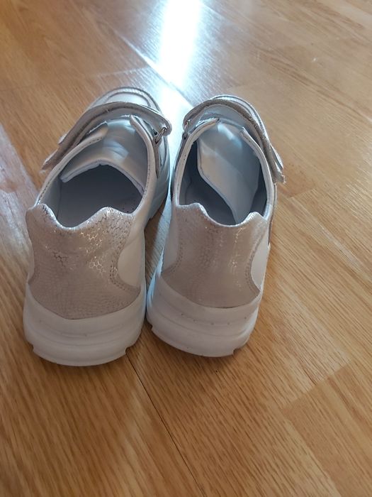 Детски обувки за момиче Ponki