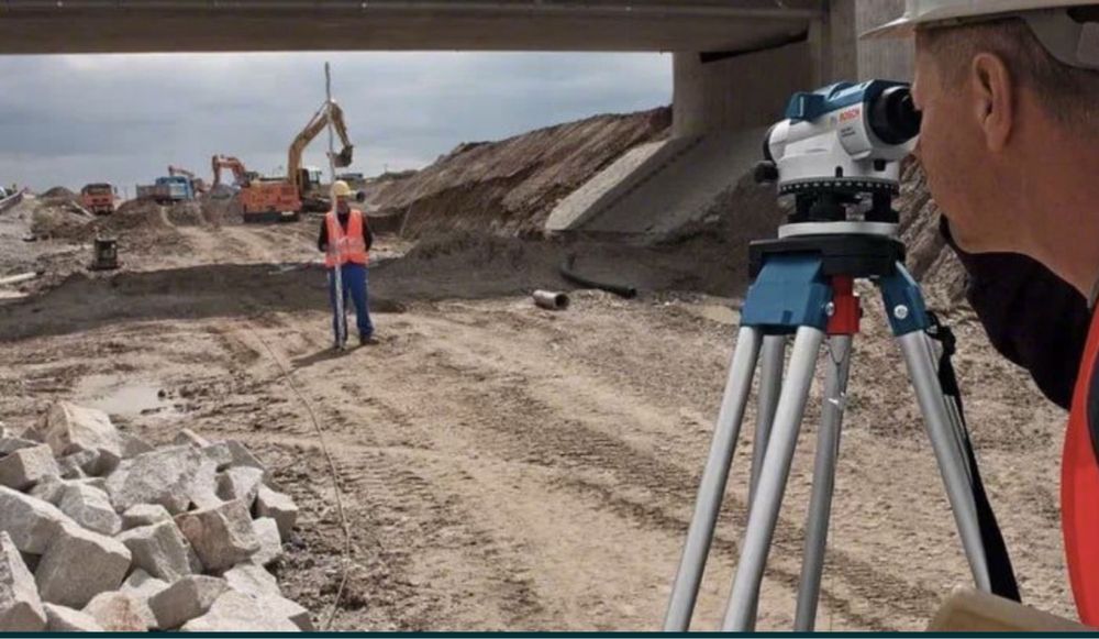 Оптический нивелир невилер niviler bosch линейка ношка комплект