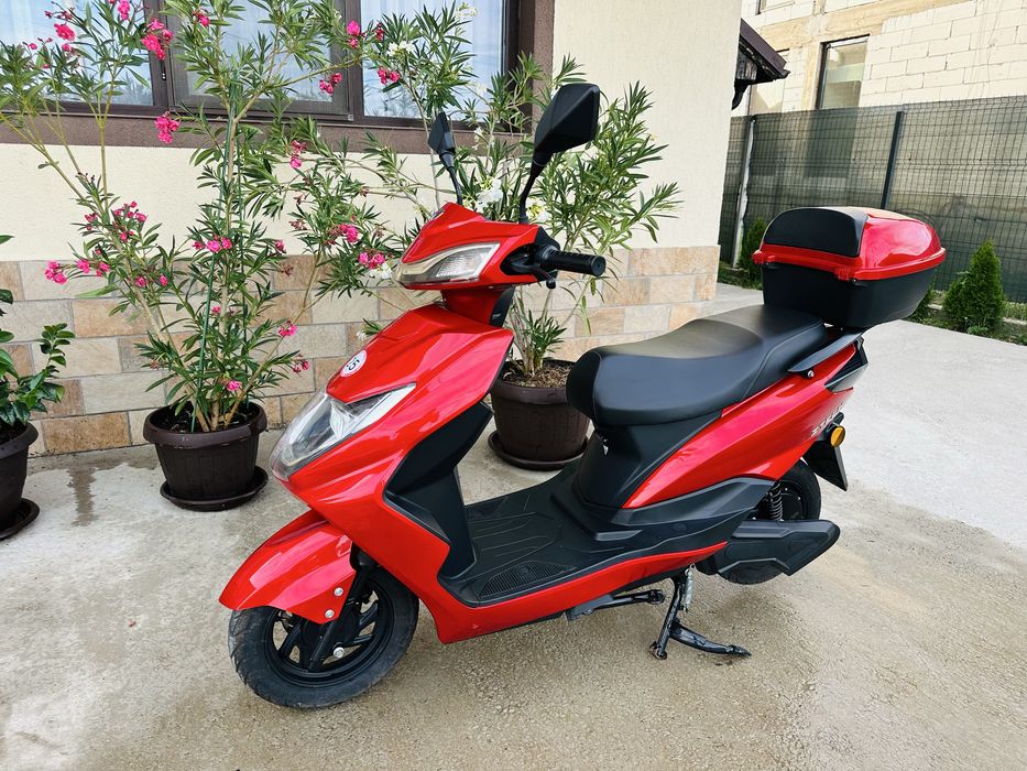 Scuter electric ZT-36 LUNA